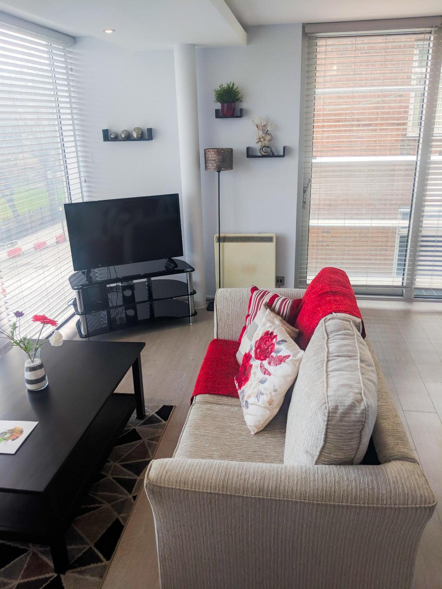 Lt Grove Apartment - Stratford 런던 외부 사진